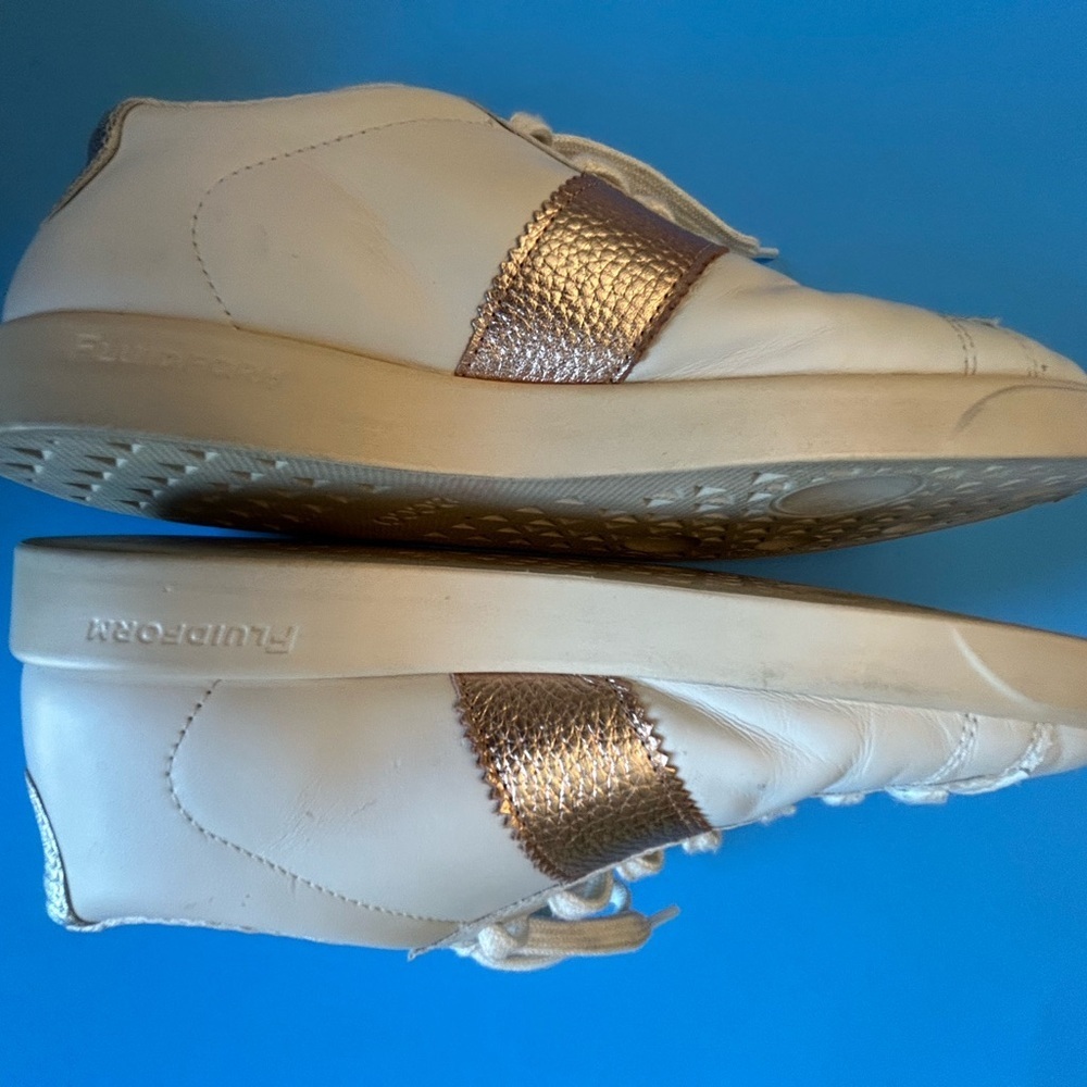 Ecco Street Lite Retro Women's Lace Up Leather Sneakers White, Bronze & Silver - Picture 3 of 10
